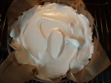 Rhabarberkuchen mit Baiserhaube - Rezept - Bild Nr. 3