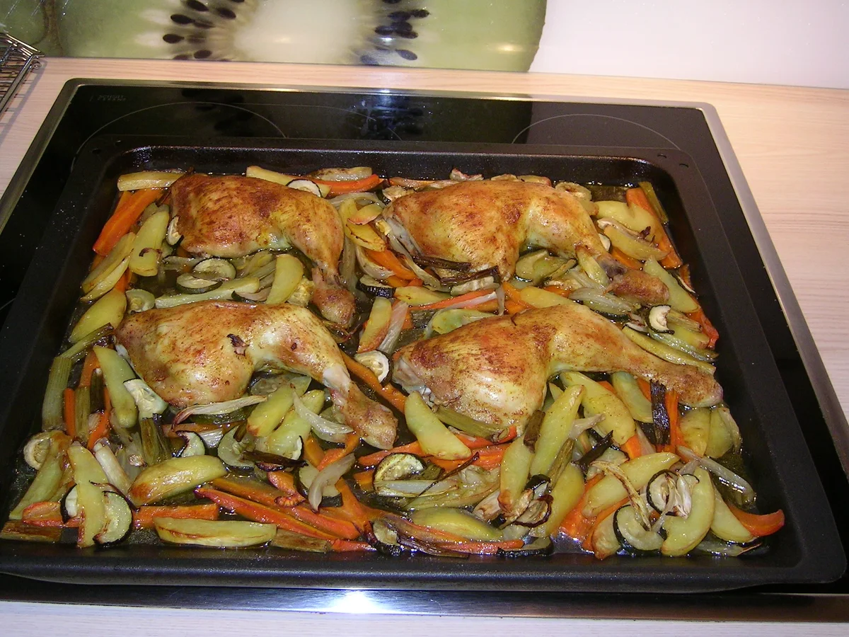 Hähnchenschenkel auf dem Backblech - Rezept - Bild Nr. 3