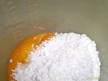 Rezept: Eierlikör Bild Nr. 2 Eierlikör - Rezept - Bild Nr. 2