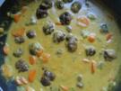 Hackbällchen mit Curry-Sause - Rezept