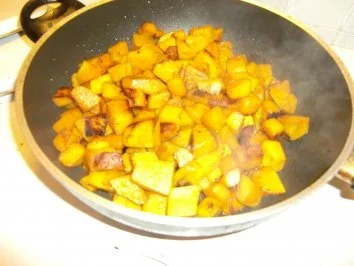 Gratinierte Tortellini im Gemüsebett - Rezept