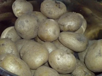 Bratwurstspießchen mit Bratkartoffeln - Rezept - Bild Nr. 7