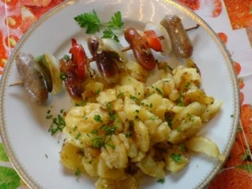 Bratwurstspießchen mit Bratkartoffeln - Rezept - Bild Nr. 11
