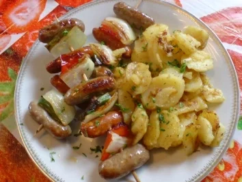 Bratwurstspießchen mit Bratkartoffeln - Rezept - Bild Nr. 12