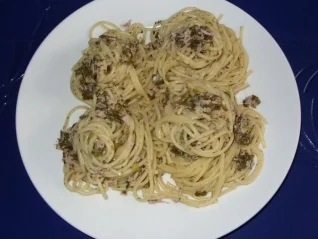 Spaghettinester mit grüner Schinkensoße - Rezept - Bild Nr. 4