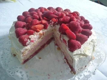 Saftige Erdbeertorte - Rezept - Bild Nr. 2