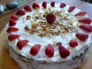 weltbeste Erdbeer-Marzipan-Joghurt-Torte - Rezept