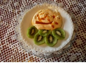 Sanddornsahne mit Kiwis - Rezept