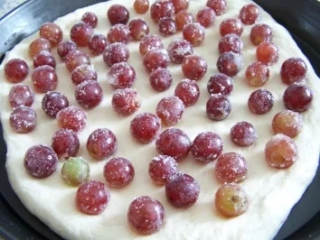 Brot mit Weintrauben - Rezept - Bild Nr. 2