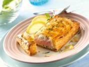 Blätterteigtaschen mit Lachs und Sesam - Rezept