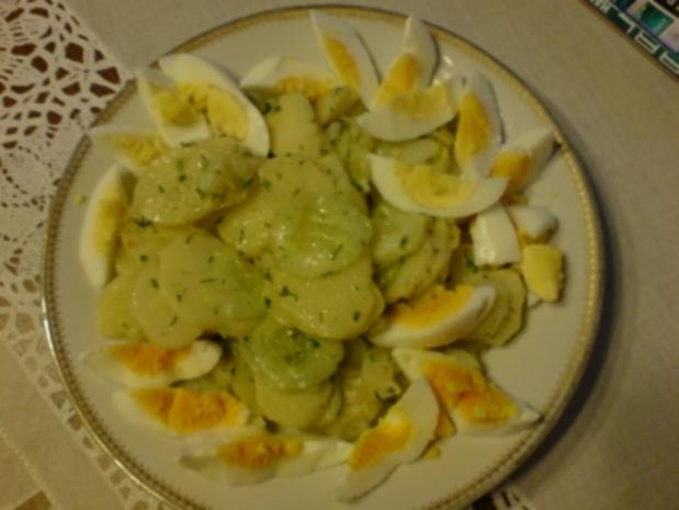 Kartoffel-Gurken-Salat mit Dill - Rezept - kochbar.de