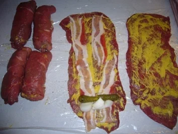 Rezept: Kikis Rinderroulade aus dem Römertopf Bild Nr. 2 Kikis Rinderroulade aus dem Römertopf - Rezept - Bild Nr. 2