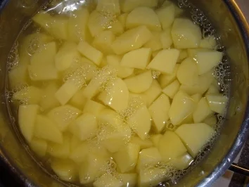 Rezept: Kikis Rinderroulade aus dem Römertopf Bild Nr. 6 Kikis Rinderroulade aus dem Römertopf - Rezept - Bild Nr. 6