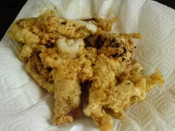 Rezept: Fritierte Hühnchenstreifen asiatisch angehaucht Fritierte Hühnchenstreifen asiatisch angehaucht - Rezept