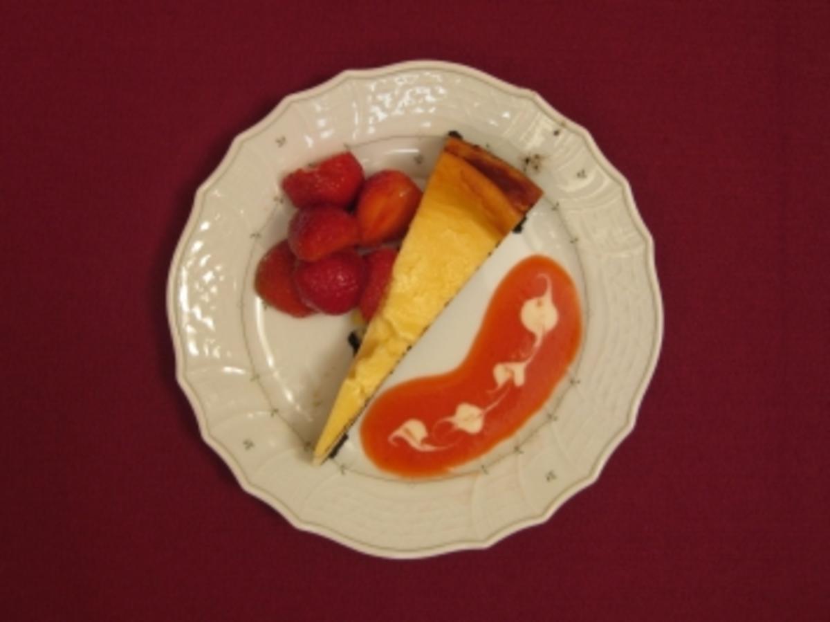 Bilder für Mamma Tabachnick´s New York Cheese Cake mit Erdbeeren - Rezept