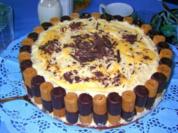 Eierlikörtorte mit Waffelröllchen - Rezept