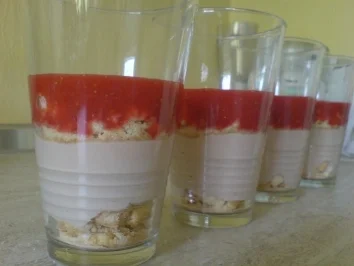 Yogurette-Creme mit Erdbeermus - Rezept - Bild Nr. 9