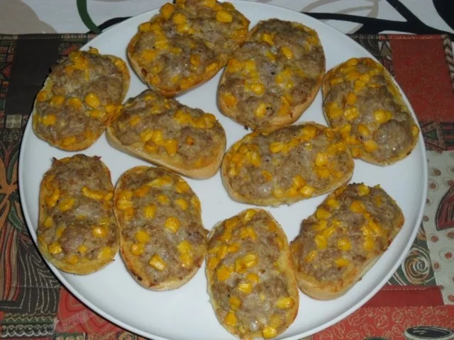 Rezept: Pizzabrötchen Pizzabrötchen - Rezept