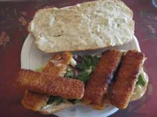 Fischstäbchenbrötchen, typisch Junggesellenessen... - Rezept