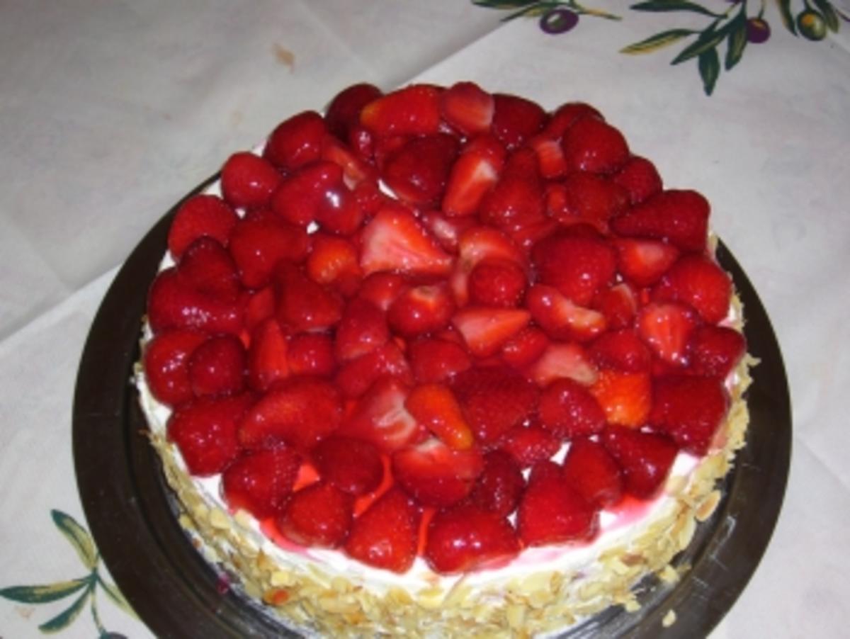 Erdbeer-Quark-Torte - Rezept mit Bild - kochbar.de