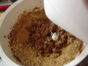 Rezept: TORTONE AL CIOCCOLATO Bild Nr. 6 TORTONE AL CIOCCOLATO - Rezept - Bild Nr. 6