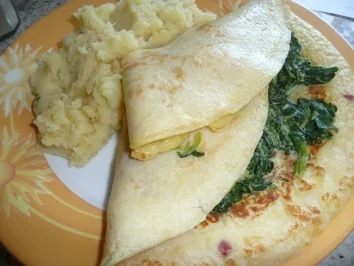 Rezept: Speckpfannkuchen mit Blattspinat Speckpfannkuchen mit Blattspinat - Rezept