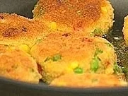 Hirsebratling mit Balkangemüse - Rezept