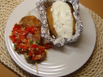 Gyros-Spieß mit Tomatensalsa - Rezept