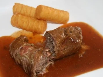 Rezept: Rinderrouladen nach Hausfrauenart Bild Nr. 7 Rinderrouladen nach Hausfrauenart - Rezept - Bild Nr. 7