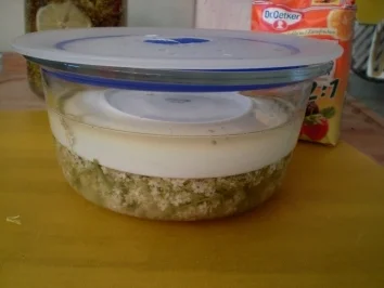 Rezept: Holundeblütengelee Bild Nr. 2 Holundeblütengelee - Rezept - Bild Nr. 2