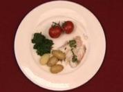 Dorade in Salzkruste mit Rosmarinkartoffeln und Blattspinat (Isabella Müller-Reinhardt) - Rezept