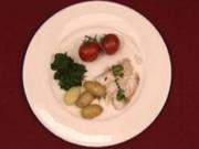 Dorade in Salzkruste mit Rosmarinkartoffeln und Blattspinat (Isabella Müller-Reinhardt) - Rezept