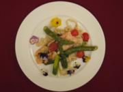 Wildlachs in Folie gegart mit hausgemachten Tagliatelle und Spargelspitzen - Rezept