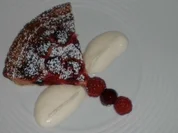 Rezept: Himbeertorte mit Drambuie-Whiskylikรถr und Crรจme fraรฎche Himbeertorte mit Drambuie-Whiskylikรถr und Crรจme fraรฎche - Rezept