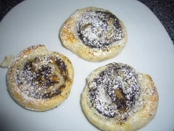 Kikis Mohn-Marzipan-Apfel-Schnecken - Rezept