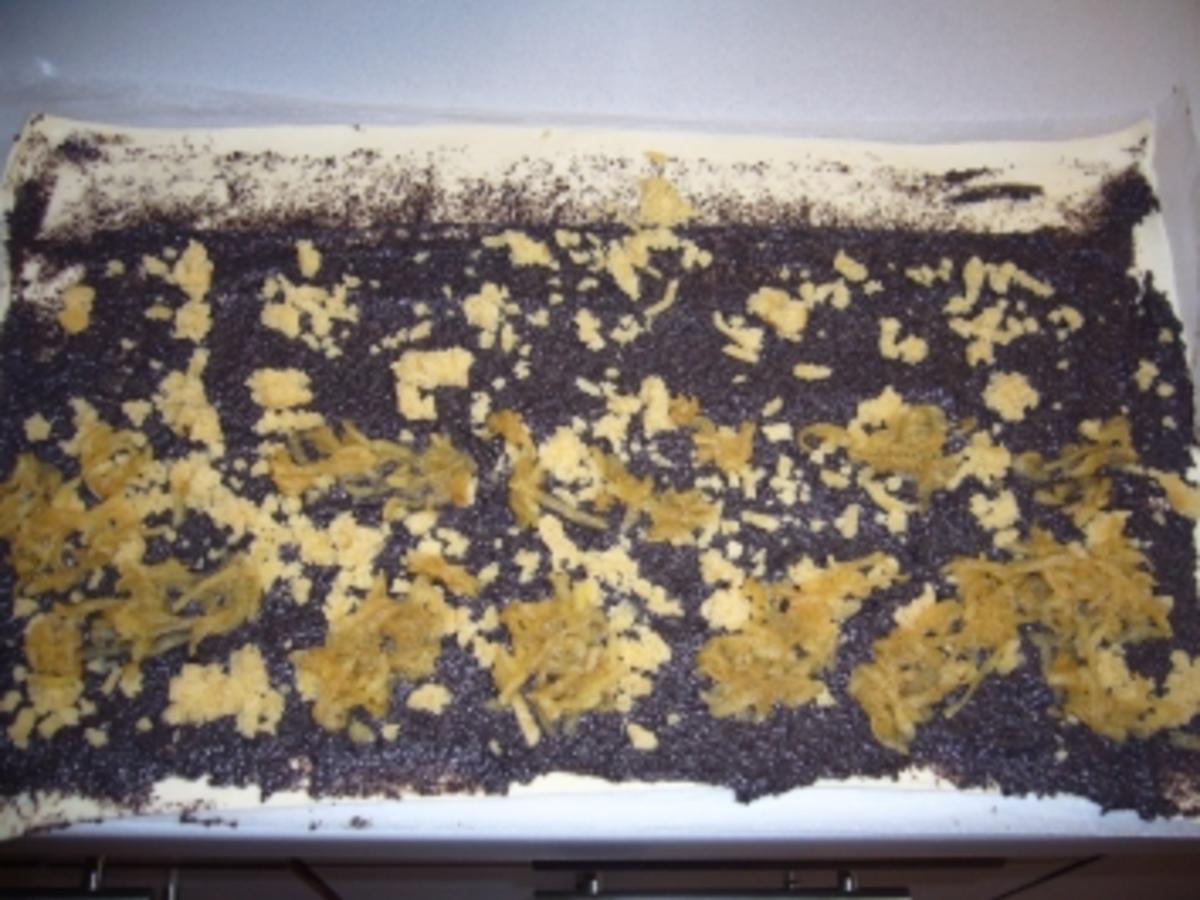 Kikis Mohn Marzipan Apfel Schnecken - einfach - von Kiki