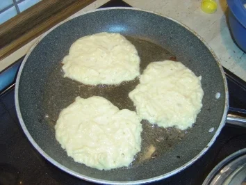 Rezept: Apfelpfannkuchen Bild Nr. 5 Apfelpfannkuchen - Rezept - Bild Nr. 5