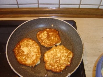 Rezept: Apfelpfannkuchen Bild Nr. 6 Apfelpfannkuchen - Rezept - Bild Nr. 6