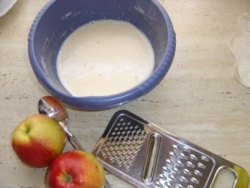 Rezept: Apfelpfannkuchen Bild Nr. 3 Apfelpfannkuchen - Rezept - Bild Nr. 3