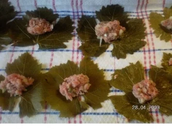 Rezept: Gefüllte Weinblätter Bild Nr. 4 Gefüllte Weinblätter - Rezept - Bild Nr. 4