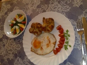 Rezept: Kräuter-Speckbrötchen Kräuter-Speckbrötchen - Rezept