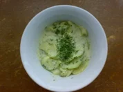 ** Salate ** Frischer Gurkensalat mit Crème fraîche - Rezept