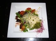 Ziegenkäse mit Balsamico-Zwiebel-Kombination an gemischtem Wildsalat - Rezept