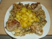 Schweinemedaillons auf Mischpilzen und Röstkartoffeln - Rezept