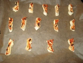 Rezept: Spanische Blätterteigroulade Bild Nr. 9 Spanische Blätterteigroulade - Rezept - Bild Nr. 9