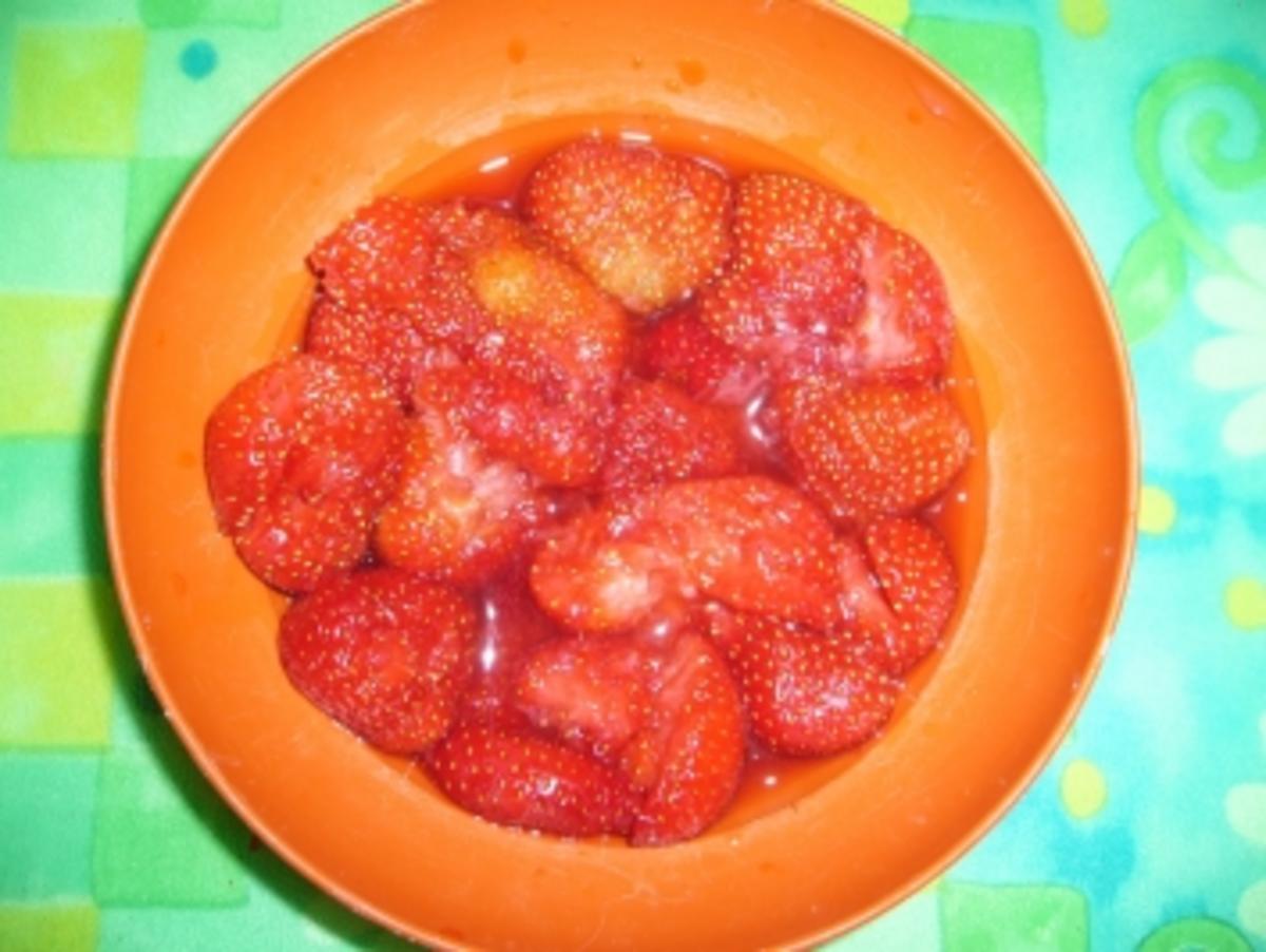 Zwischengericht: Bananen-Jo-Qua mit Erdbeeren - Rezept - Bild Nr. 3