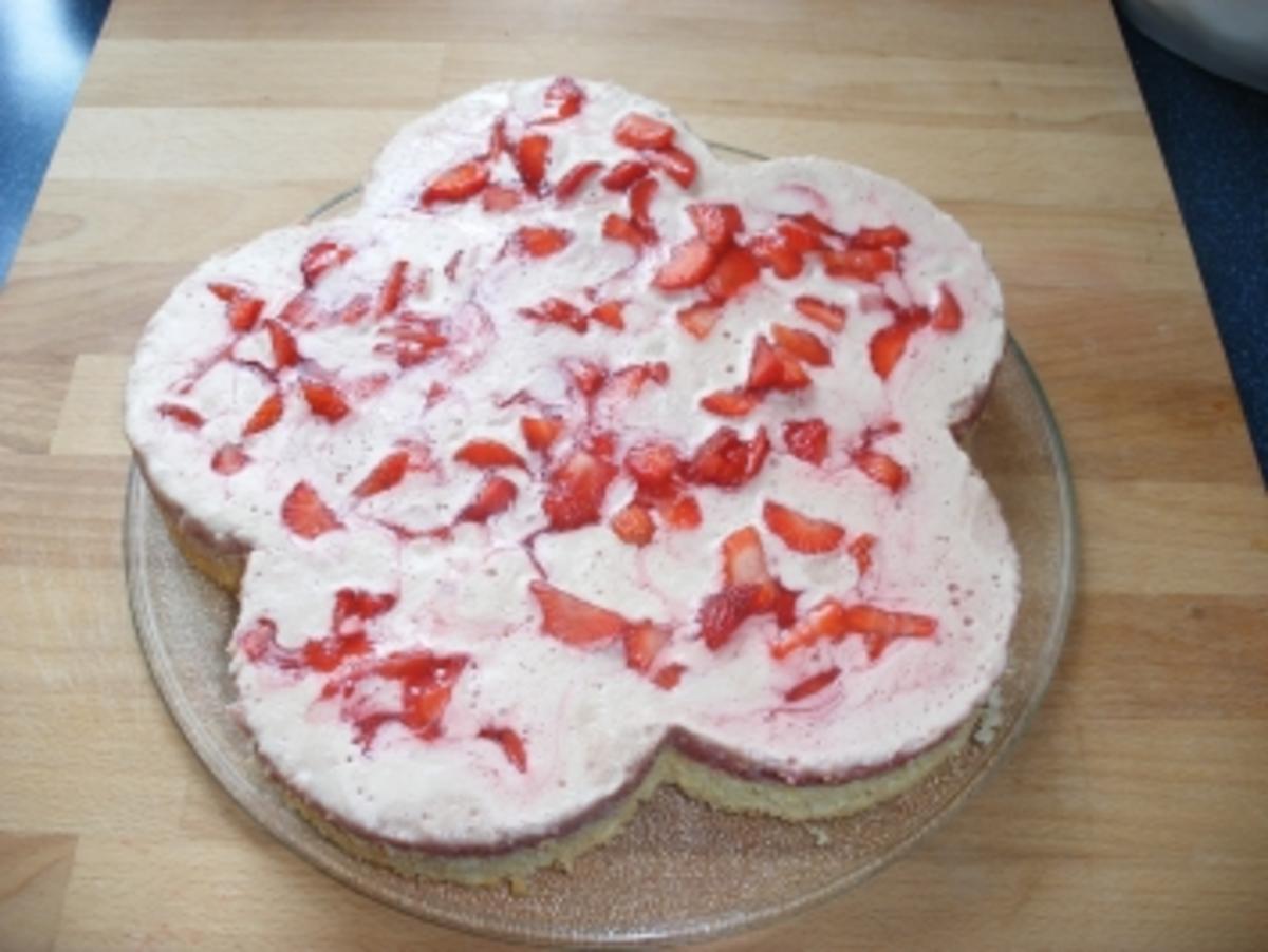 Erdbeer-Schoko-Sahne-Kuchen - Rezept