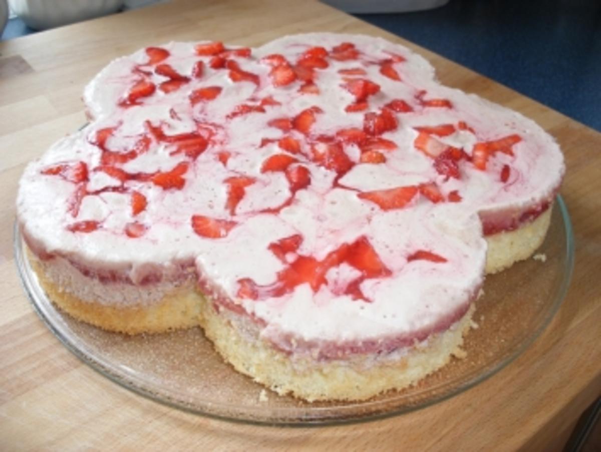 Erdbeer-Schoko-Sahne-Kuchen - Rezept - Bild Nr. 2