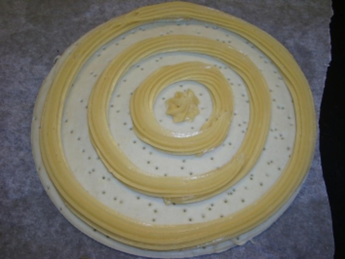 Saint-Honoré-Torte  ein Klassiker   Durchmesser 22cm - Rezept - Bild Nr. 2