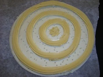 Rezept: Saint-Honoré-Torte ein Klassiker Durchmesser 22cm Bild Nr. 2 Saint-Honoré-Torte ein Klassiker Durchmesser 22cm - Rezept - Bild Nr. 2